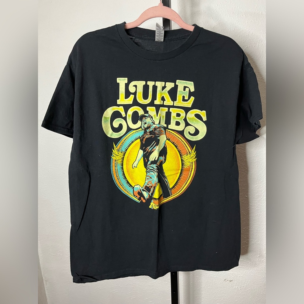 Luke Combs Graphic Tour 2022 Tee Size Large - Picture 1 of 3